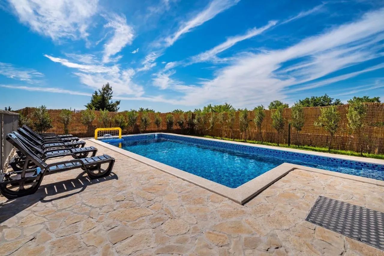 Villa Eagle Benkovac Croatia
